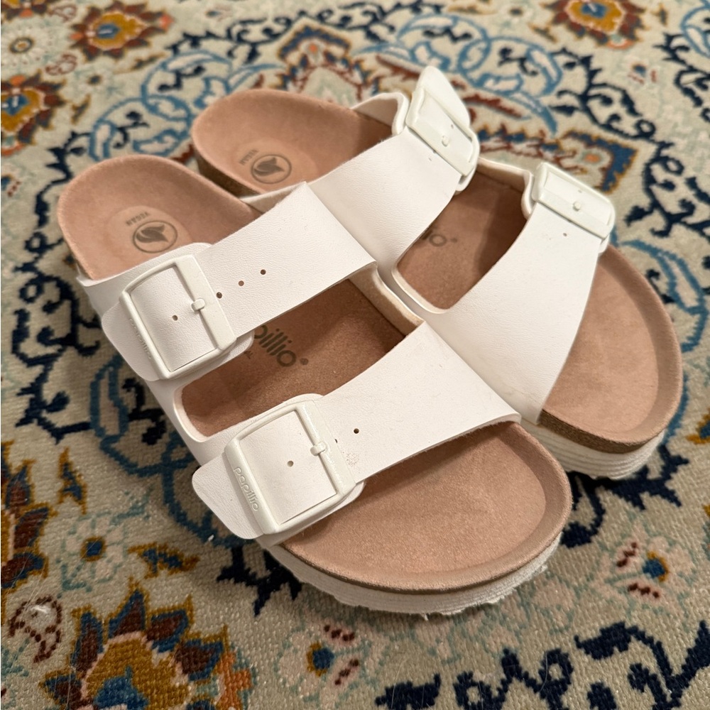 Birkenstock White Platform Sandals with Adjustable  Straps Size 38